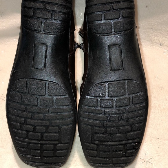 Brown ankle boots - Picture 10 of 11